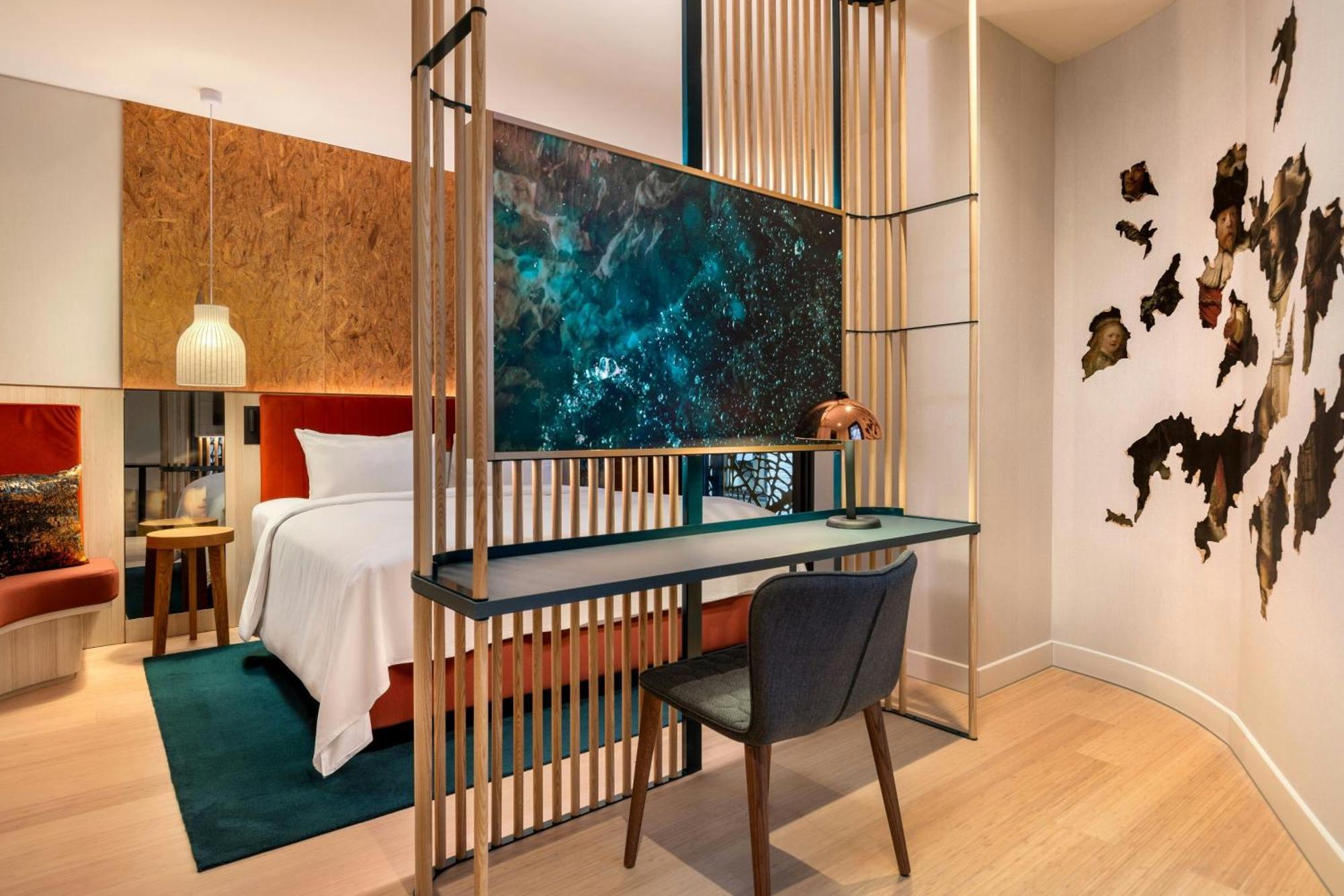 Renaissance Amsterdam Hotel Kültér fotó Deluxe Room